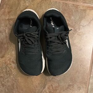 ALTRA ESCALANTE 3 Running Shoe